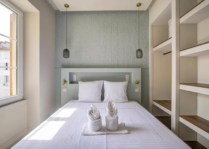 Apartman Grand Centre De *
